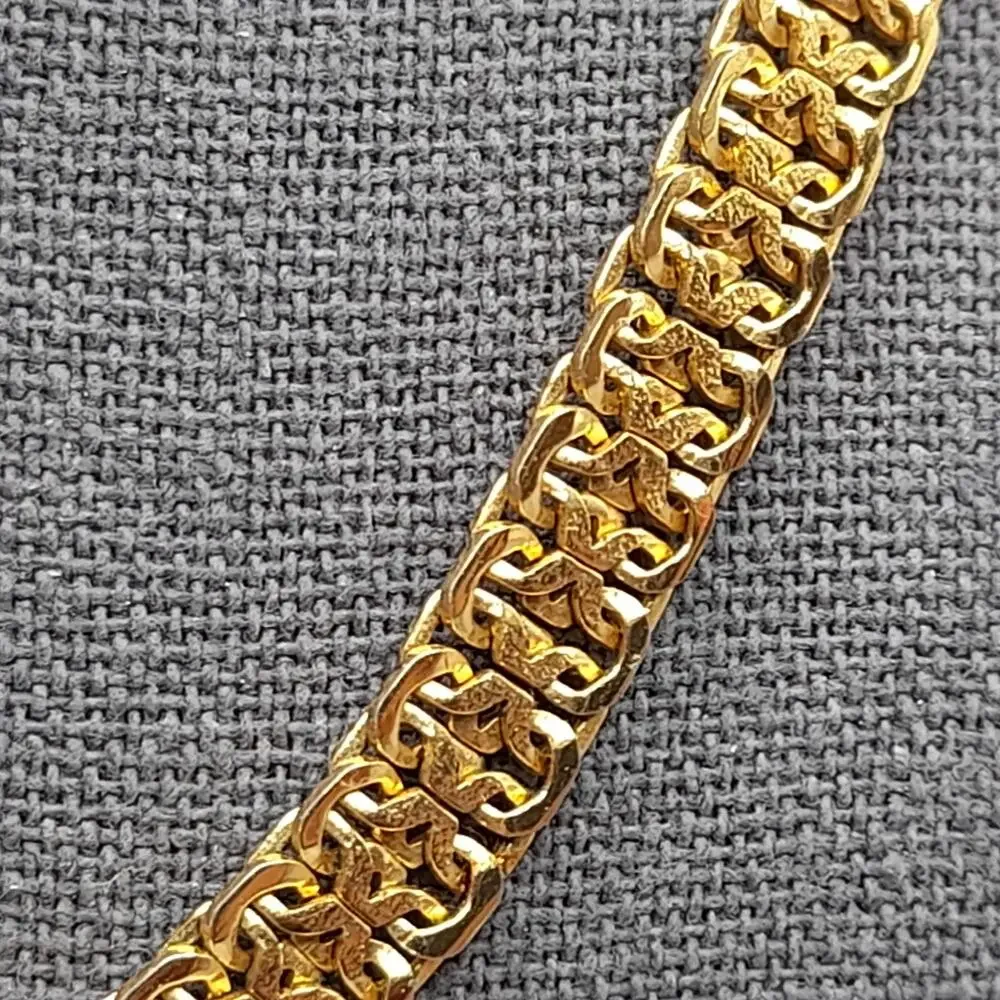 Vintage Napier Gold V Necklace 17 Inch Signed Statement